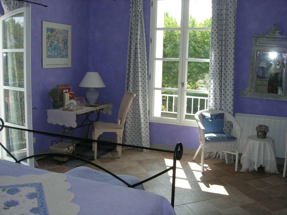 Le Clos Des Freres Gris Acomodação com café da manhã Aix-en-Provence Exterior foto