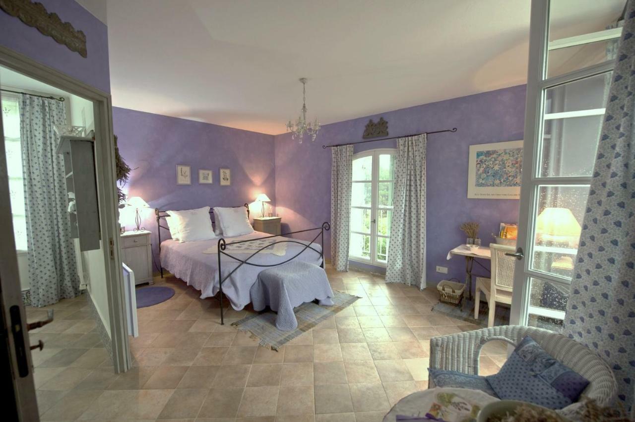 Le Clos Des Freres Gris Acomodação com café da manhã Aix-en-Provence Exterior foto
